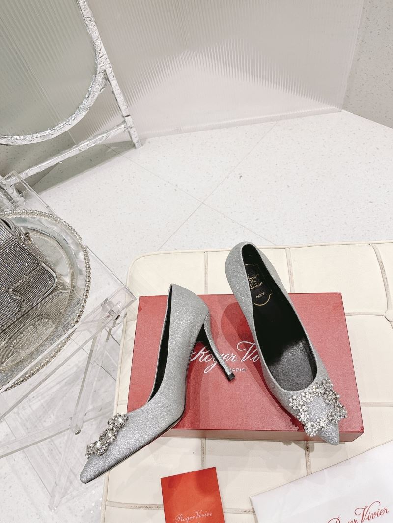 Roger Vivier flat shoes